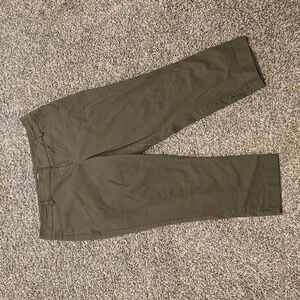 Ny&C Green Capri Pants